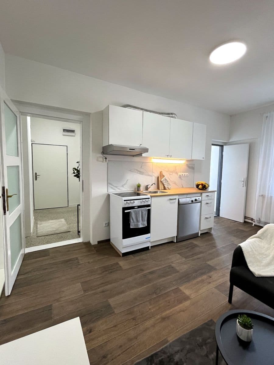 Predaj bytu 2-izbový 48 m², Purkyňova, Ústí nad Labem, Ústecký kraj Predaj bytu 2-izbový 48 m², Purkyňova, Ústí nad Labem, Ústecký kraj