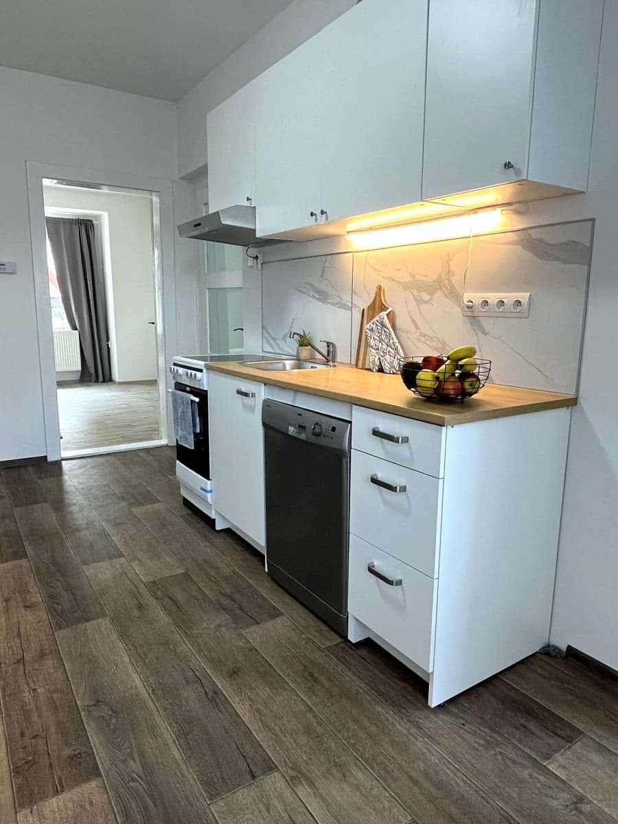 Predaj bytu 2-izbový 48 m², Purkyňova, Ústí nad Labem, Ústecký kraj Predaj bytu 2-izbový 48 m², Purkyňova, Ústí nad Labem, Ústecký kraj