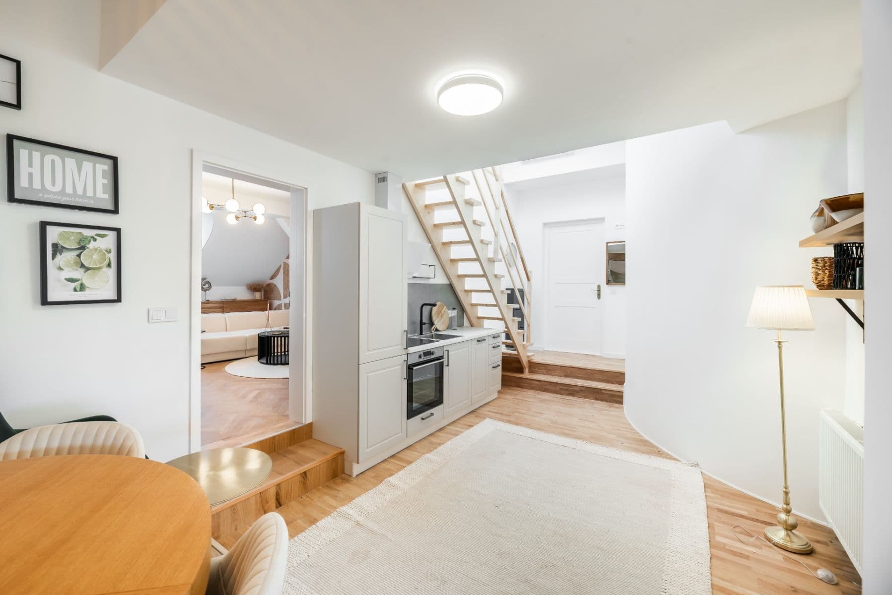 Predaj bytu 2-izbový 71 m², náměstí Bratří Synků, Praha, Praha Predaj bytu 2-izbový 71 m², náměstí Bratří Synků, Praha, Praha