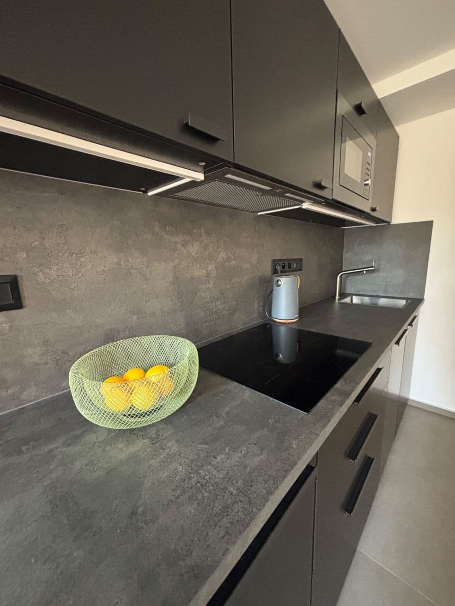 Prenájom bytu 1-izbový 40 m², Mezihorská, Praha, Praha Prenájom bytu 1-izbový 40 m², Mezihorská, Praha, Praha