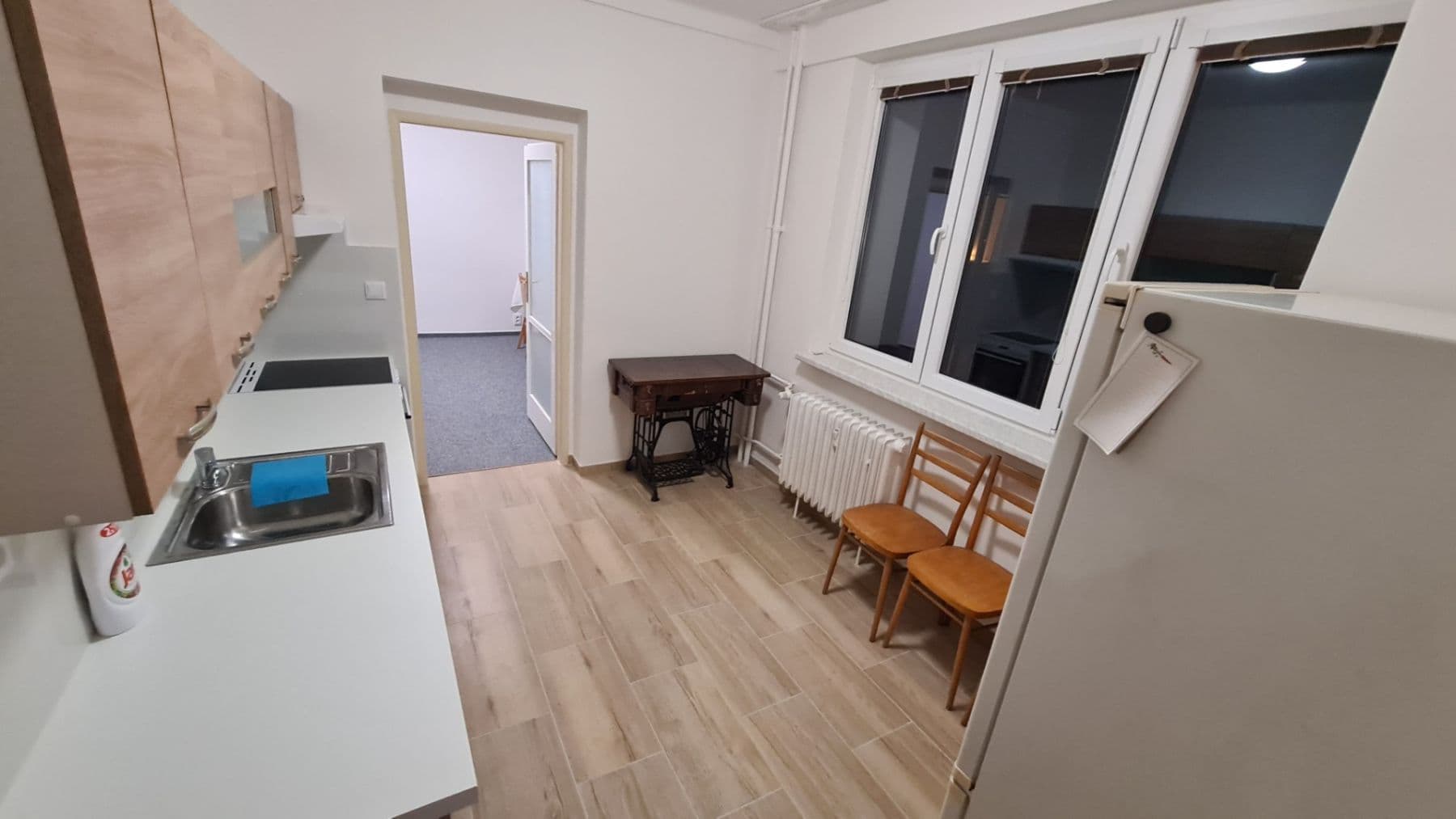 Prenájom bytu 2-izbový 66 m², Na Topolce, Praha, Praha Prenájom bytu 2-izbový 66 m², Na Topolce, Praha, Praha