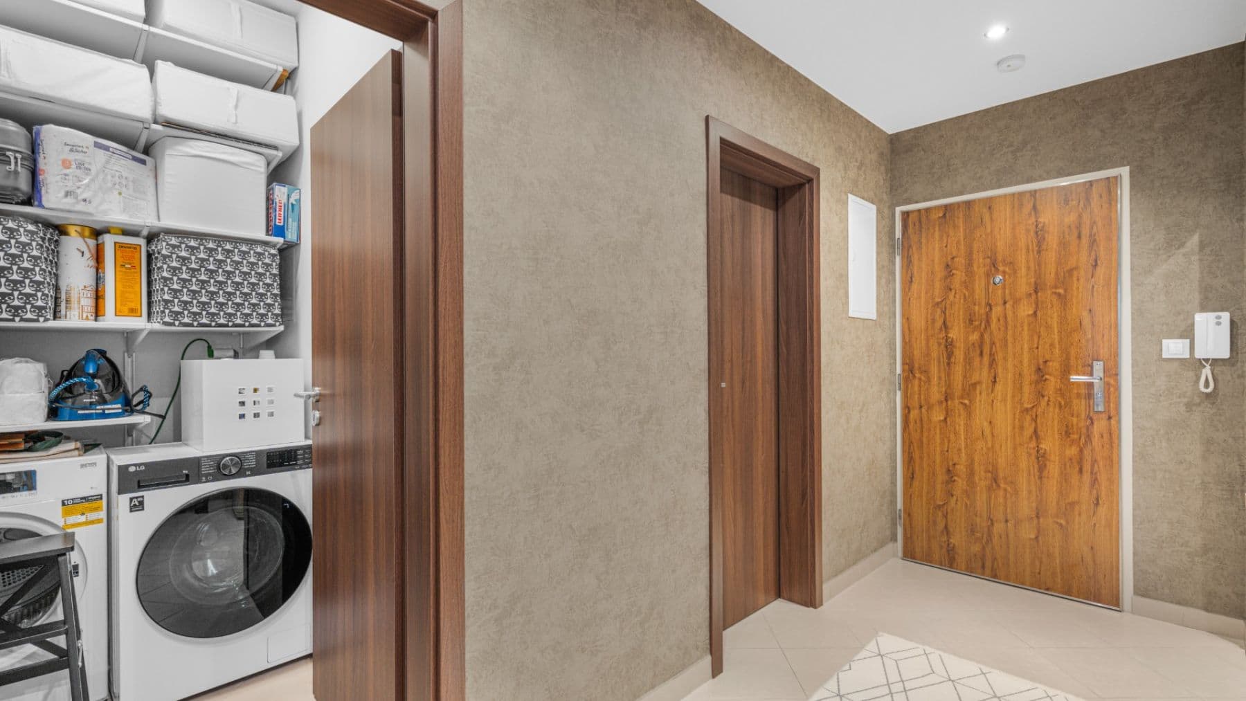 Predaj bytu 2-izbový 73 m², Hlučkova, Praha, Praha Predaj bytu 2-izbový 73 m², Hlučkova, Praha, Praha