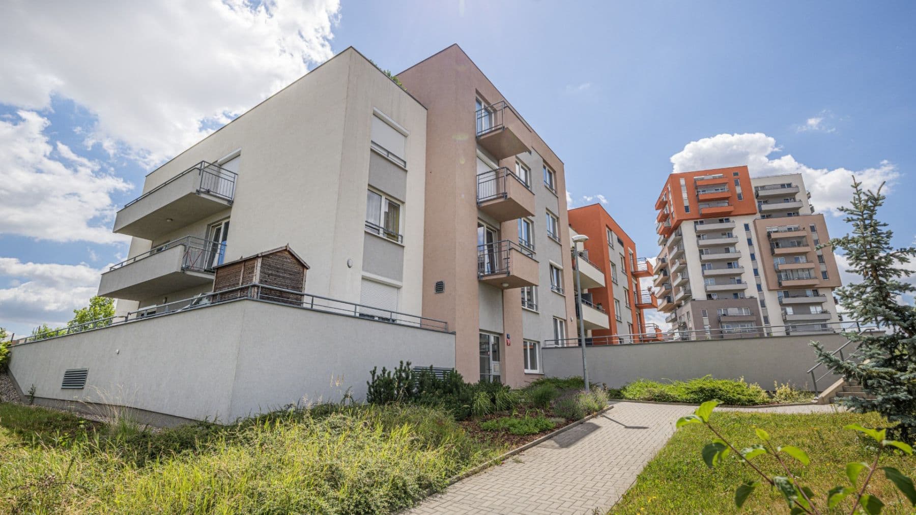 Predaj bytu 2-izbový 73 m², Hlučkova, Praha, Praha Predaj bytu 2-izbový 73 m², Hlučkova, Praha, Praha