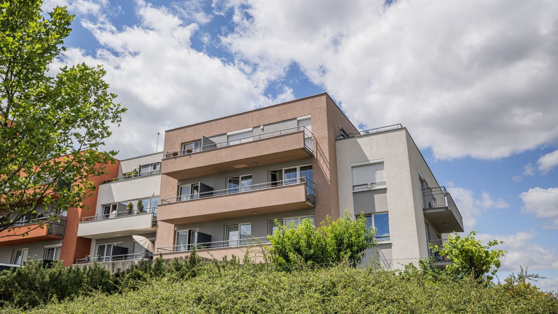 Predaj bytu 2-izbový 73 m², Hlučkova, Praha, Praha Predaj bytu 2-izbový 73 m², Hlučkova, Praha, Praha