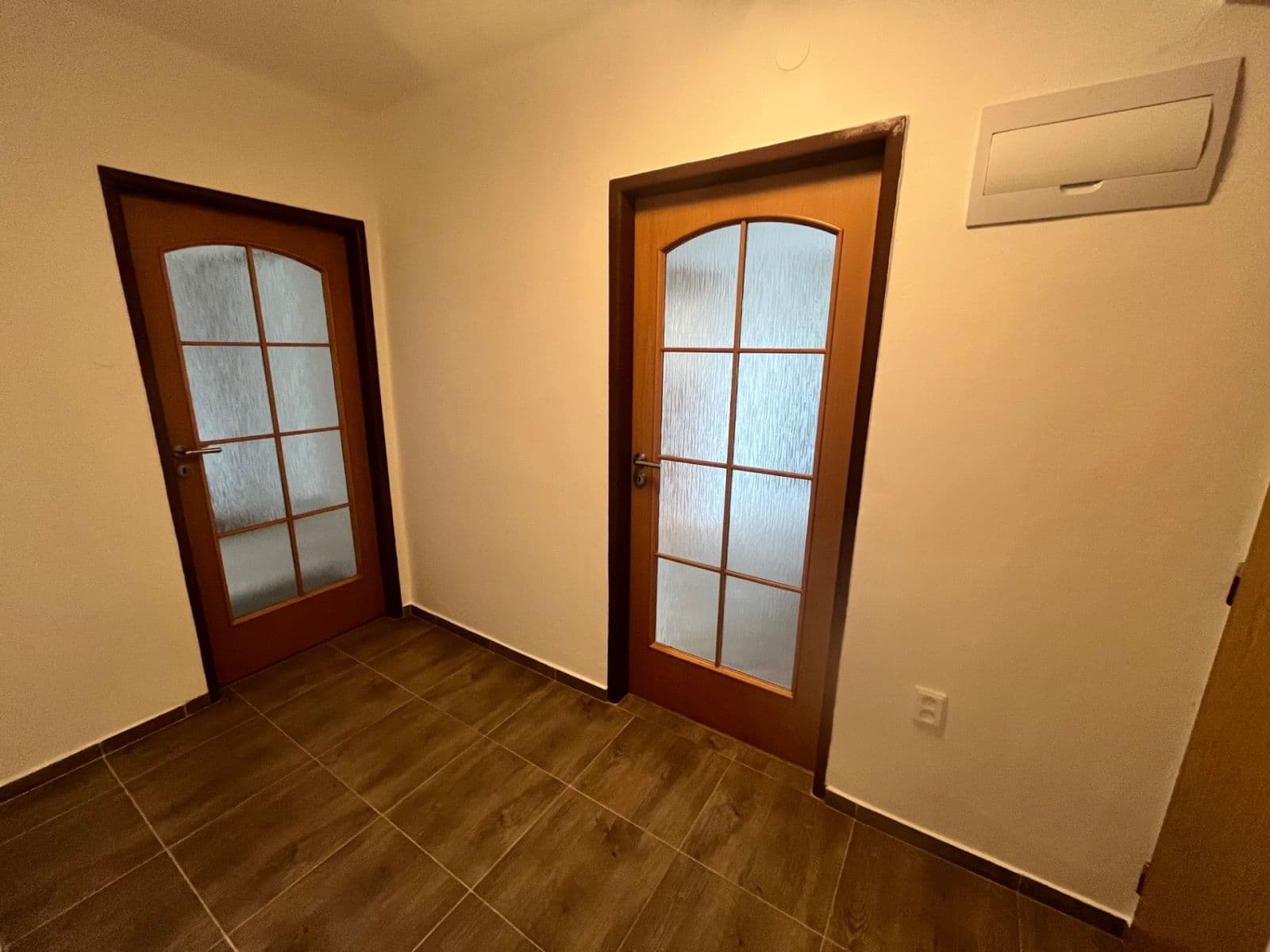Prenájom bytu 2-izbový 56 m², Jaroslava Foglara, Kladno, Středočeský kraj Prenájom bytu 2-izbový 56 m², Jaroslava Foglara, Kladno, Středočeský kraj