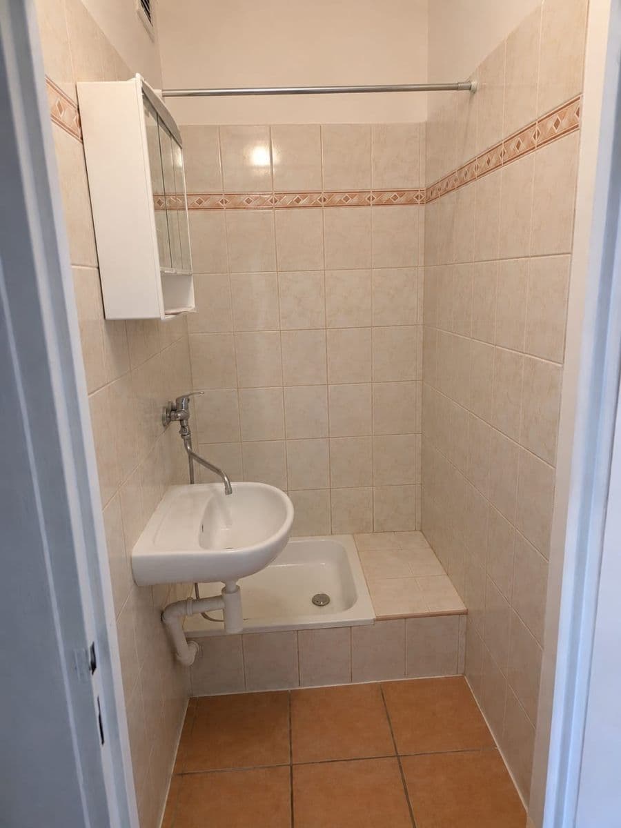 Predaj bytu 1-izbový 27 m², Počernická, Praha, Praha Predaj bytu 1-izbový 27 m², Počernická, Praha, Praha