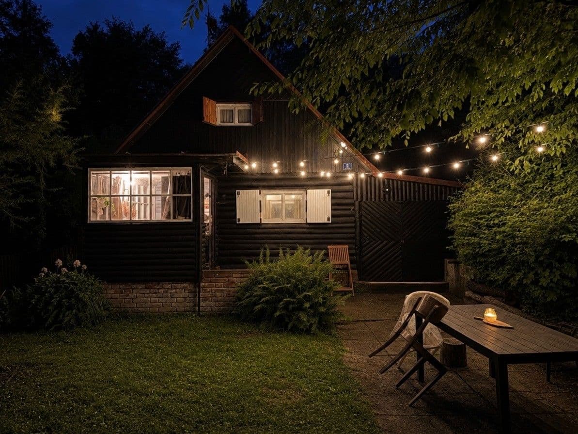 Predaj rekreačného objektu 43 m², pozemok 256 m², Horní Bezděkov, Středočeský kraj Predaj rekreačného objektu 43 m², pozemok 256 m², Horní Bezděkov, Středočeský kraj
