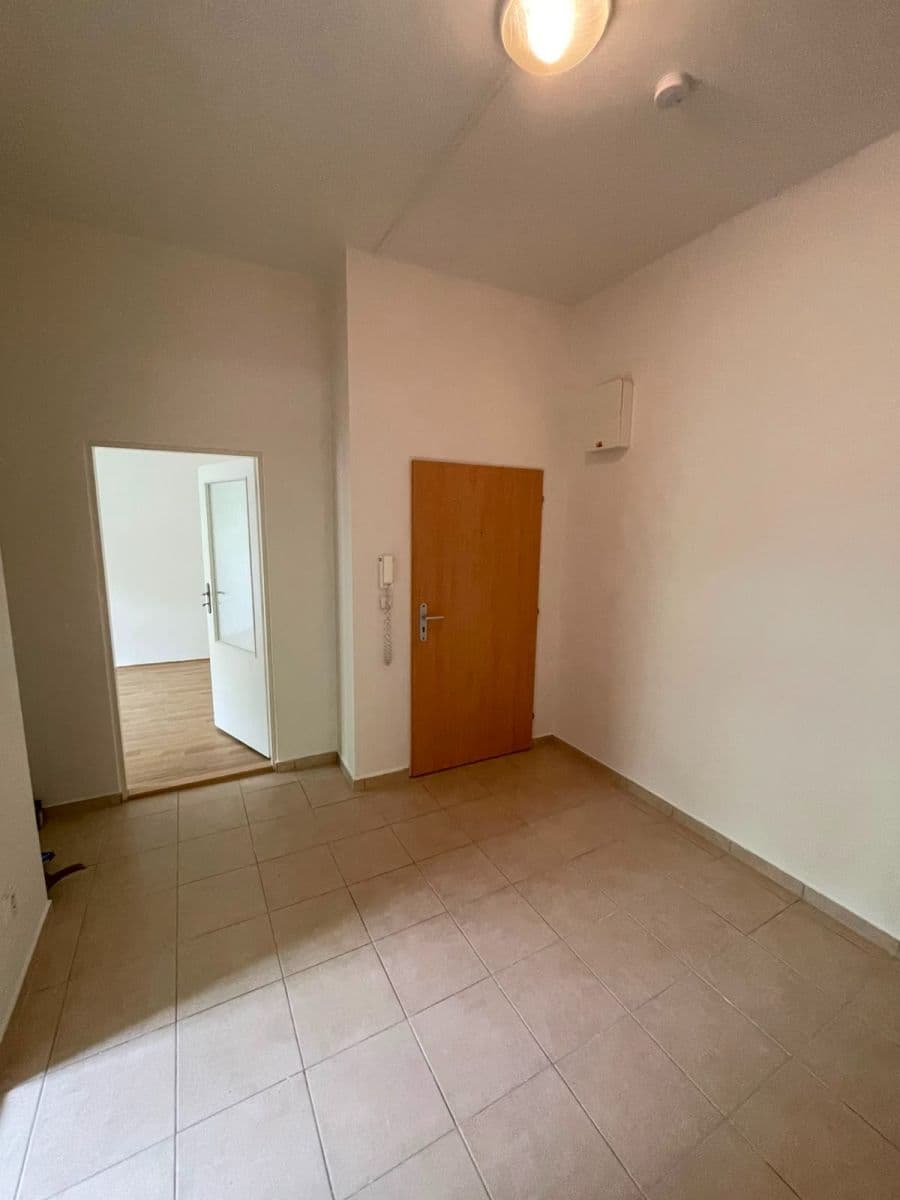 Prenájom bytu 2-izbový 52 m², Šmídova, Ostrava, Moravskoslezský kraj Prenájom bytu 2-izbový 52 m², Šmídova, Ostrava, Moravskoslezský kraj