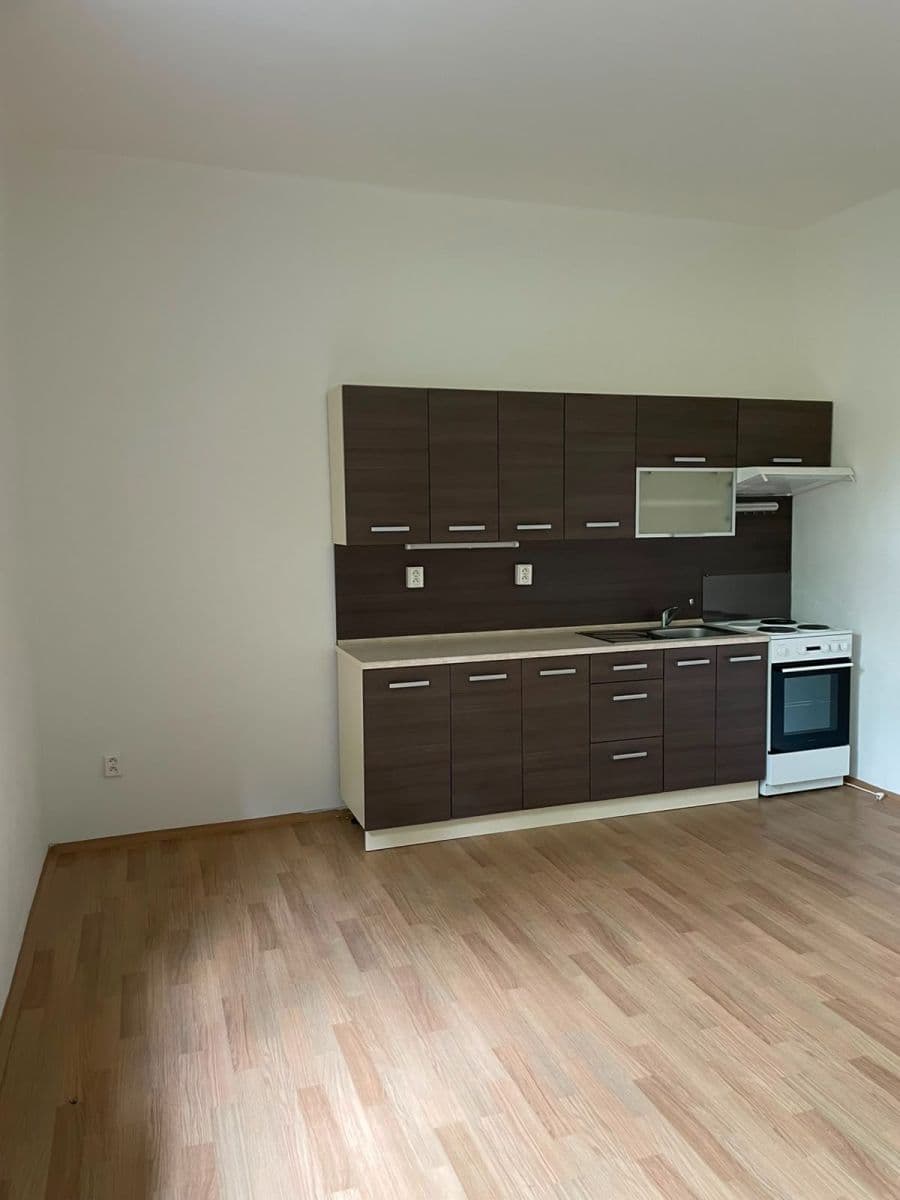 Prenájom bytu 2-izbový 52 m², Šmídova, Ostrava, Moravskoslezský kraj Prenájom bytu 2-izbový 52 m², Šmídova, Ostrava, Moravskoslezský kraj