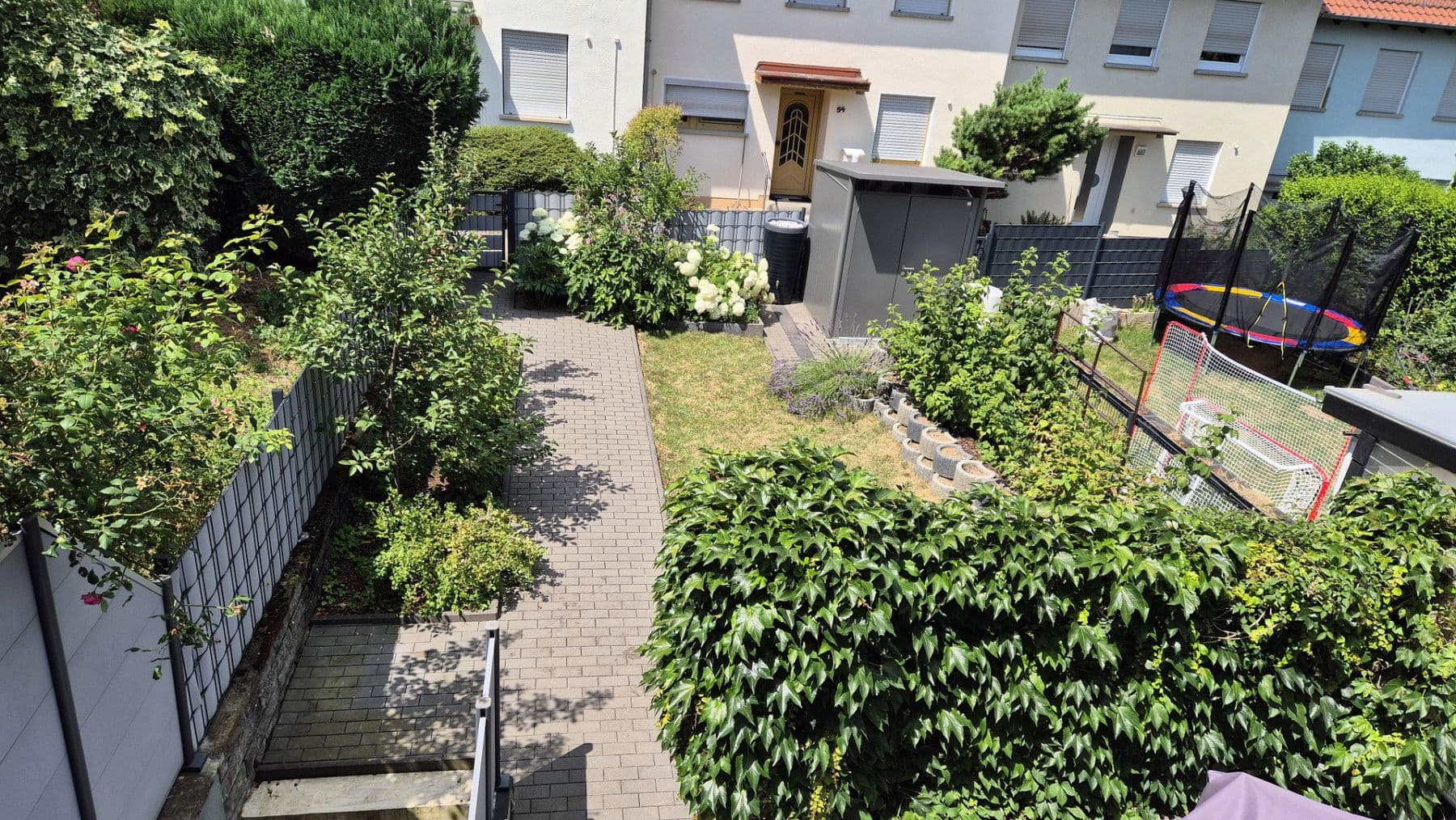 Predaj domu 140 m², pozemok 206 m², Schweinfurt, Bavorsko Predaj domu 140 m², pozemok 206 m², Schweinfurt, Bavorsko
