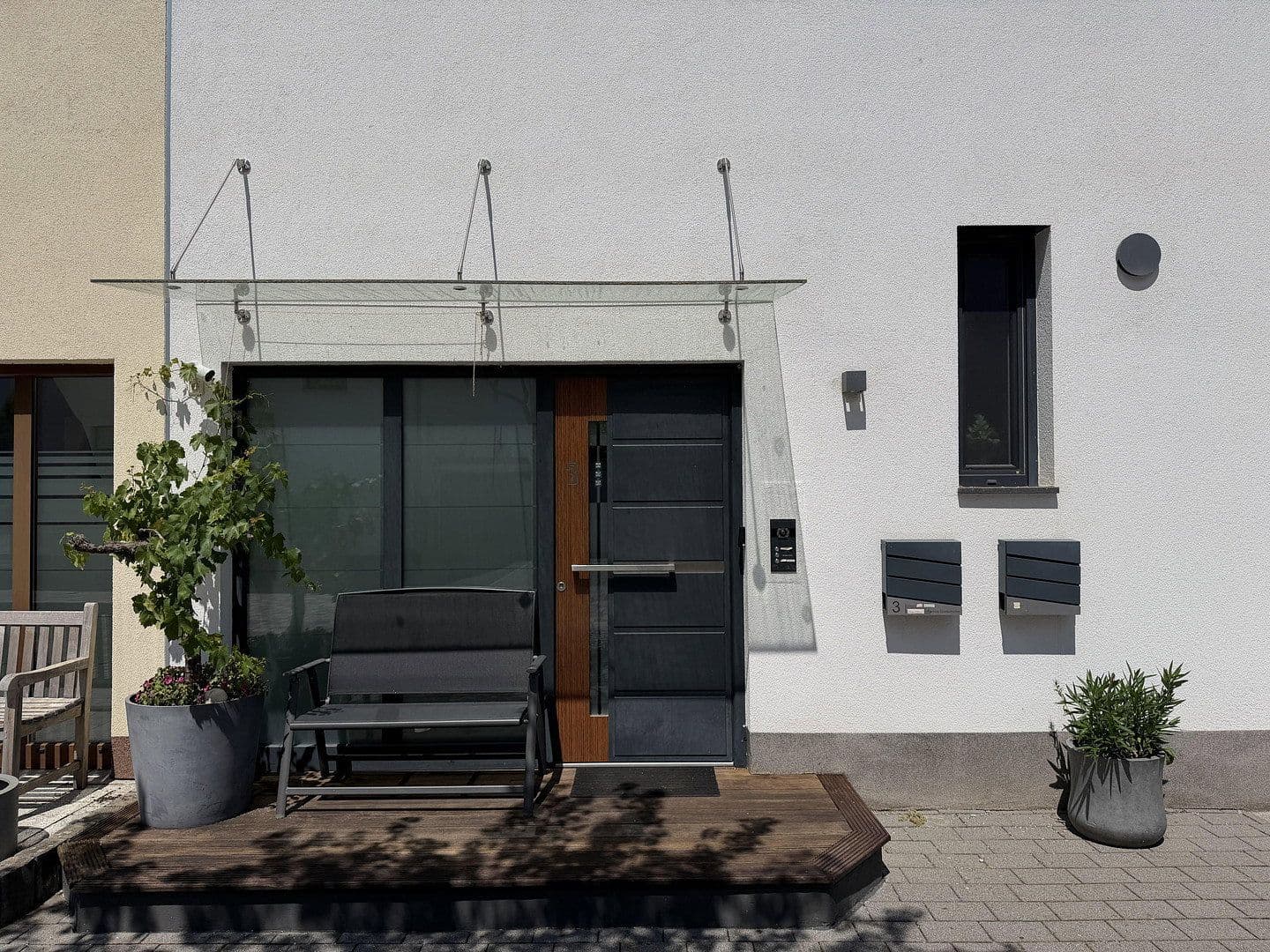 Predaj bytu 5-izbový 180 m², March, Bádensko-Wurttembersko Predaj bytu 5-izbový 180 m², March, Bádensko-Wurttembersko