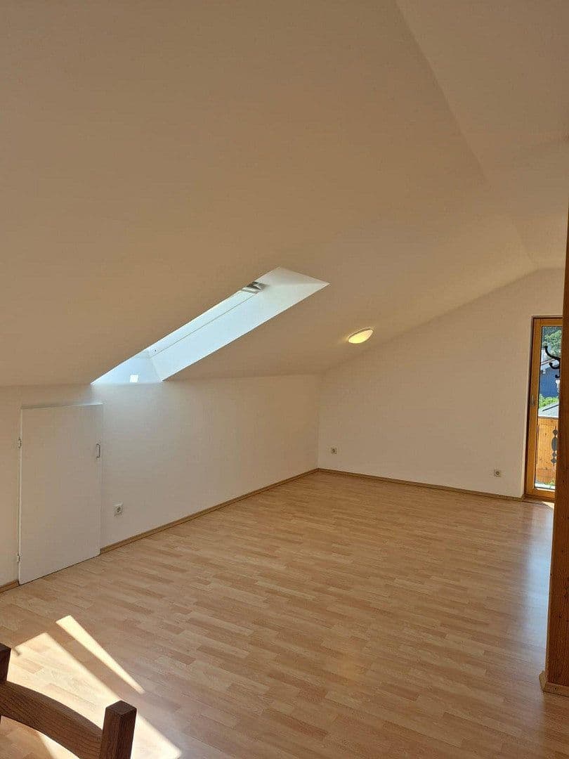 Prenájom bytu 1-izbový 36 m², Ludwig-Thoma-Str. 26, Sauerlach-Grafing, Bavorsko Prenájom bytu 1-izbový 36 m², Ludwig-Thoma-Str. 26, Sauerlach-Grafing, Bavorsko