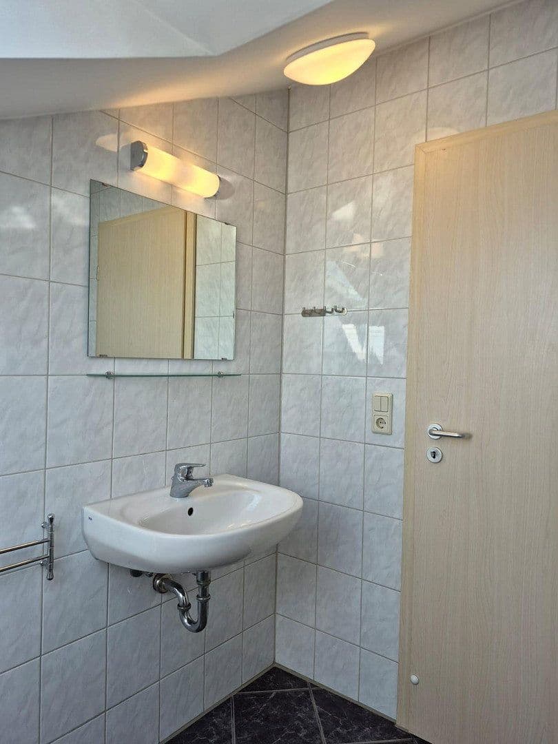 Prenájom bytu 1-izbový 36 m², Ludwig-Thoma-Str. 26, Sauerlach-Grafing, Bavorsko Prenájom bytu 1-izbový 36 m², Ludwig-Thoma-Str. 26, Sauerlach-Grafing, Bavorsko