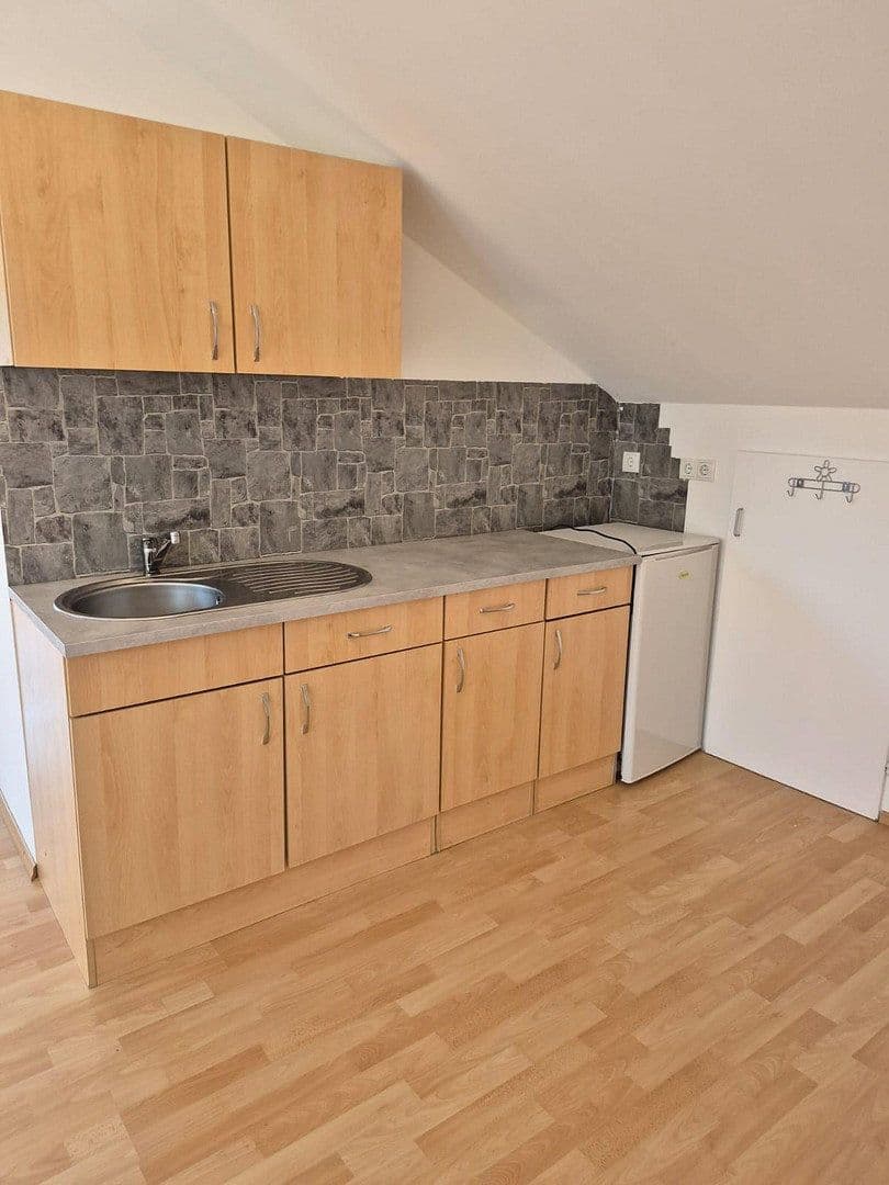 Prenájom bytu 1-izbový 36 m², Ludwig-Thoma-Str. 26, Sauerlach-Grafing, Bavorsko Prenájom bytu 1-izbový 36 m², Ludwig-Thoma-Str. 26, Sauerlach-Grafing, Bavorsko