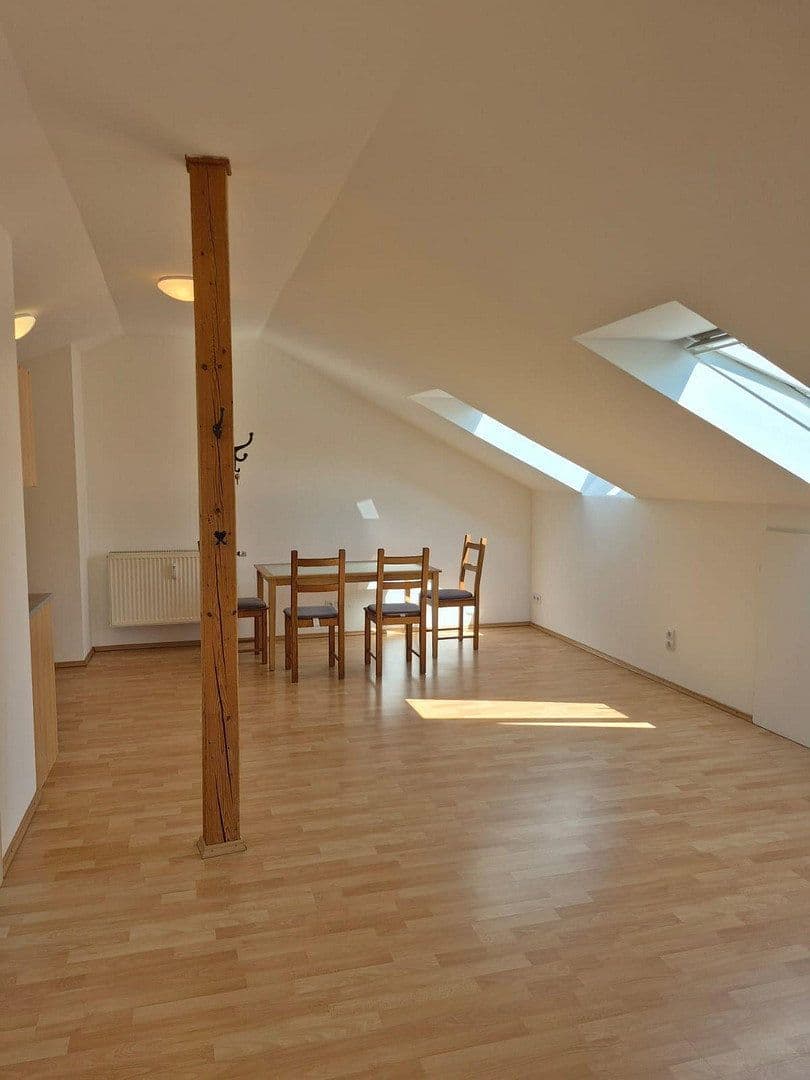 Prenájom bytu 1-izbový 36 m², Ludwig-Thoma-Str. 26, Sauerlach-Grafing, Bavorsko Prenájom bytu 1-izbový 36 m², Ludwig-Thoma-Str. 26, Sauerlach-Grafing, Bavorsko