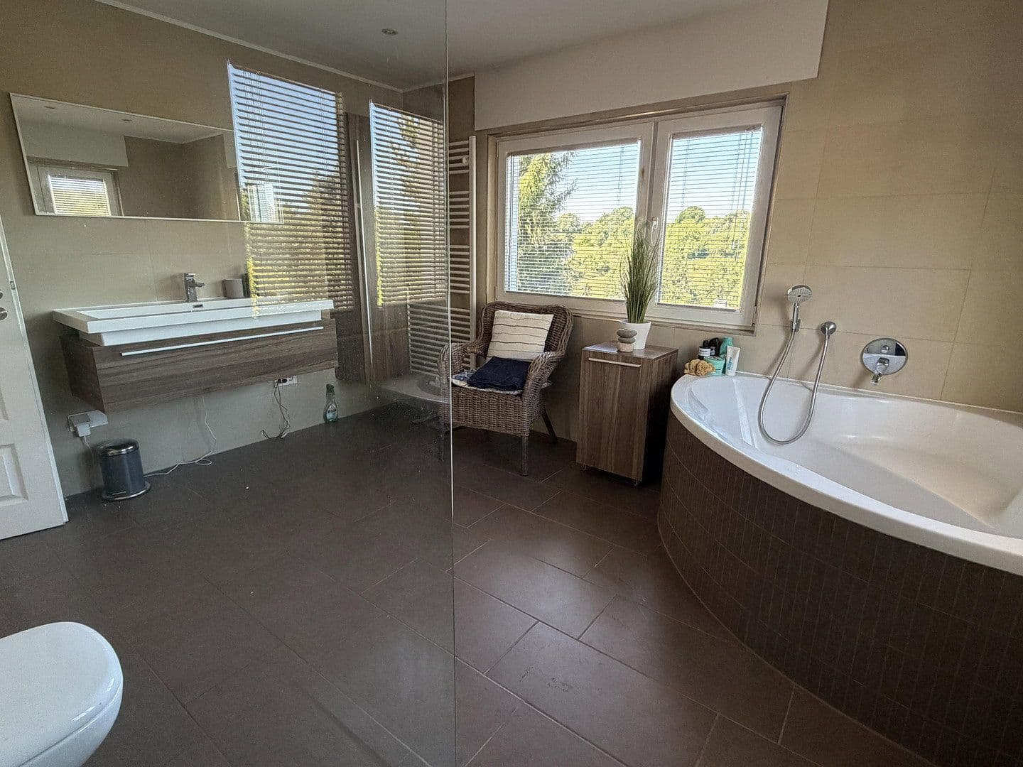 Predaj domu 210 m², pozemok 569 m², Büdingen, Hesensko Predaj domu 210 m², pozemok 569 m², Büdingen, Hesensko