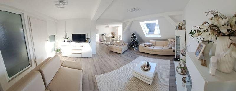 Predaj domu 260 m², pozemok 882 m², Trossingen, Bádensko-Wurttembersko Predaj domu 260 m², pozemok 882 m², Trossingen, Bádensko-Wurttembersko