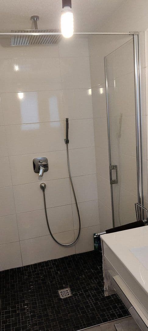 Predaj domu 260 m², pozemok 882 m², Trossingen, Bádensko-Wurttembersko Predaj domu 260 m², pozemok 882 m², Trossingen, Bádensko-Wurttembersko