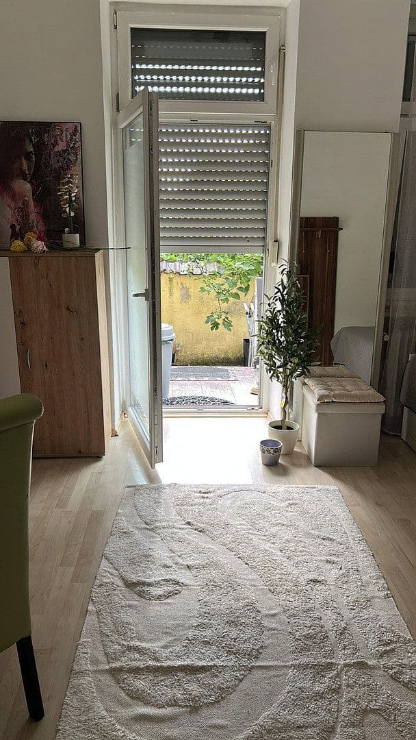 Prenájom bytu 1-izbový 26 m², Heidelberg, Bádensko-Wurttembersko Prenájom bytu 1-izbový 26 m², Heidelberg, Bádensko-Wurttembersko