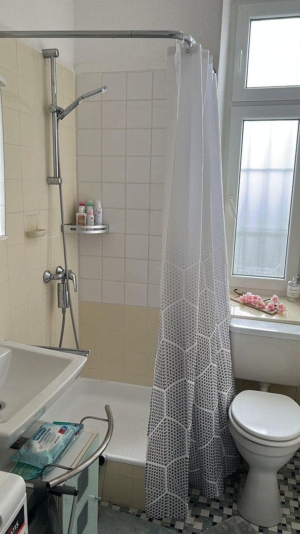 Prenájom bytu 1-izbový 26 m², Heidelberg, Bádensko-Wurttembersko Prenájom bytu 1-izbový 26 m², Heidelberg, Bádensko-Wurttembersko