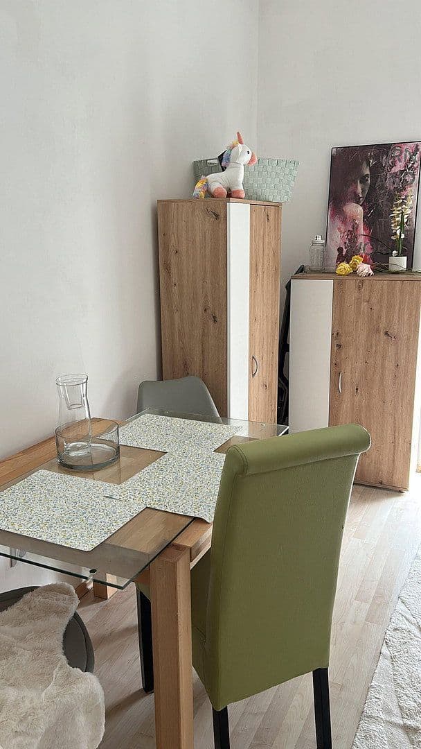 Prenájom bytu 1-izbový 26 m², Heidelberg, Bádensko-Wurttembersko Prenájom bytu 1-izbový 26 m², Heidelberg, Bádensko-Wurttembersko