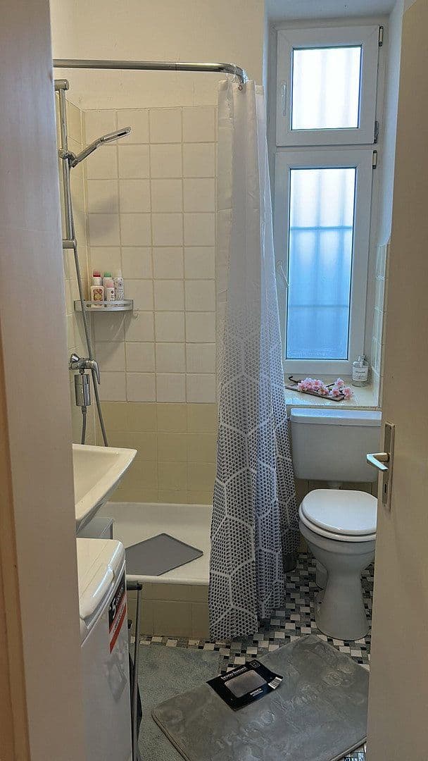 Prenájom bytu 1-izbový 26 m², Heidelberg, Bádensko-Wurttembersko Prenájom bytu 1-izbový 26 m², Heidelberg, Bádensko-Wurttembersko