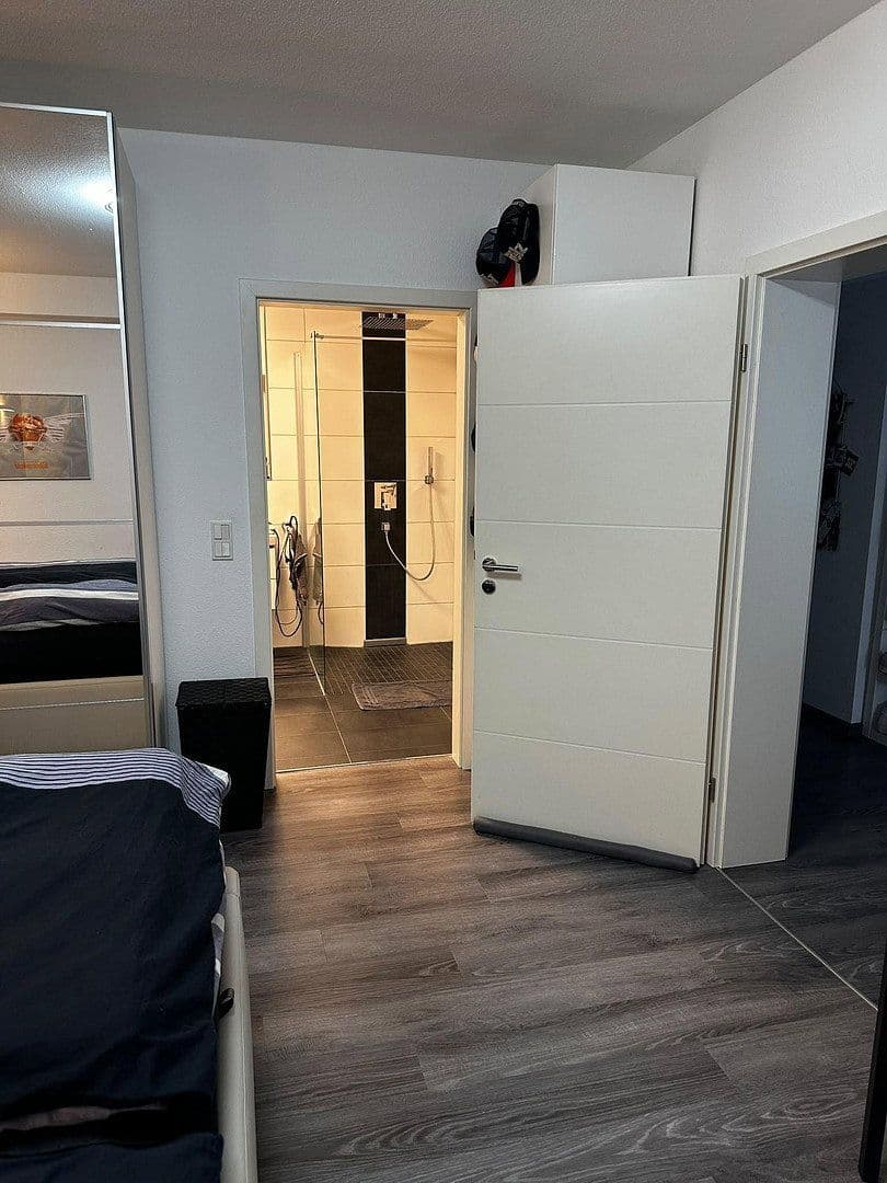 Prenájom bytu 3-izbový 105 m², Heddesheim, Bádensko-Wurttembersko Prenájom bytu 3-izbový 105 m², Heddesheim, Bádensko-Wurttembersko