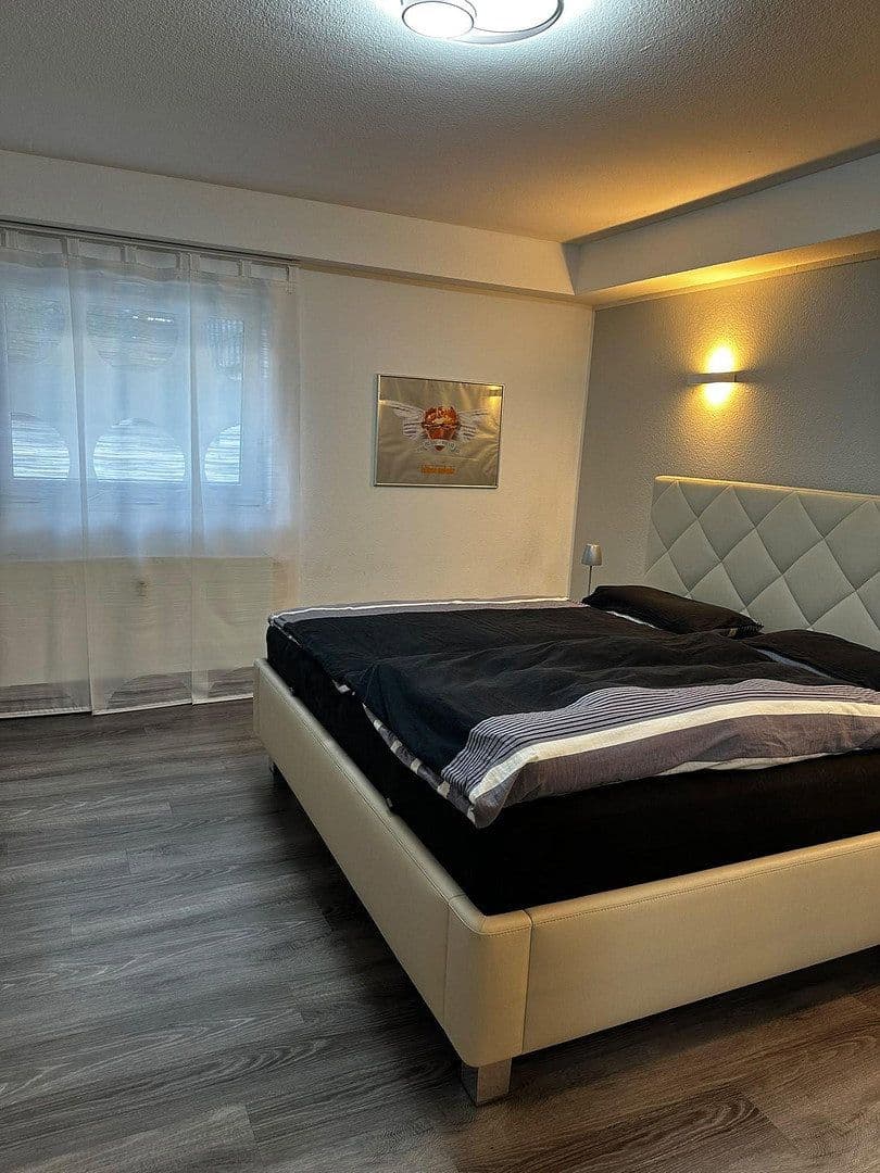 Prenájom bytu 3-izbový 105 m², Heddesheim, Bádensko-Wurttembersko Prenájom bytu 3-izbový 105 m², Heddesheim, Bádensko-Wurttembersko