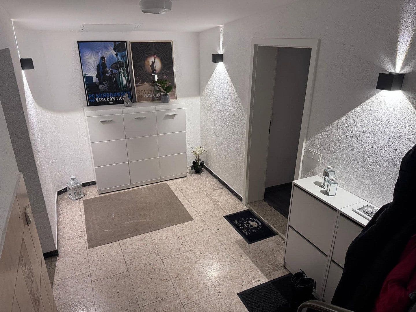 Prenájom bytu 3-izbový 105 m², Heddesheim, Bádensko-Wurttembersko Prenájom bytu 3-izbový 105 m², Heddesheim, Bádensko-Wurttembersko