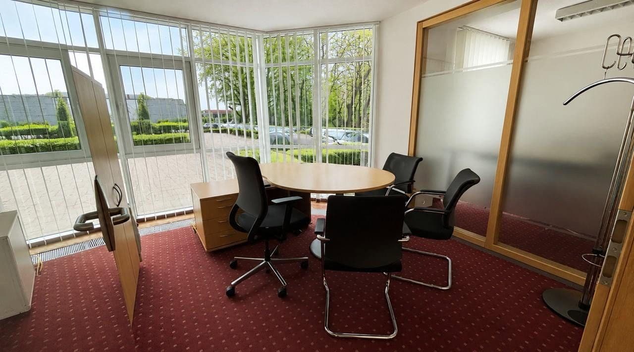 Prenájom kancelárie 172 m², Wolgast, Meklenbursko-Predpomoransko Prenájom kancelárie 172 m², Wolgast, Meklenbursko-Predpomoransko