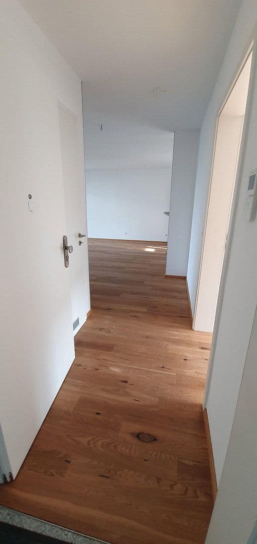 Prenájom bytu 3-izbový 88 m², Remseck am Neckar, Bádensko-Wurttembersko Prenájom bytu 3-izbový 88 m², Remseck am Neckar, Bádensko-Wurttembersko