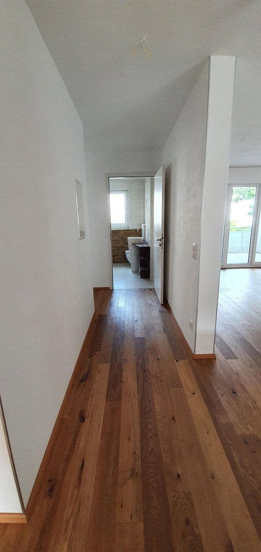 Prenájom bytu 3-izbový 88 m², Remseck am Neckar, Bádensko-Wurttembersko Prenájom bytu 3-izbový 88 m², Remseck am Neckar, Bádensko-Wurttembersko