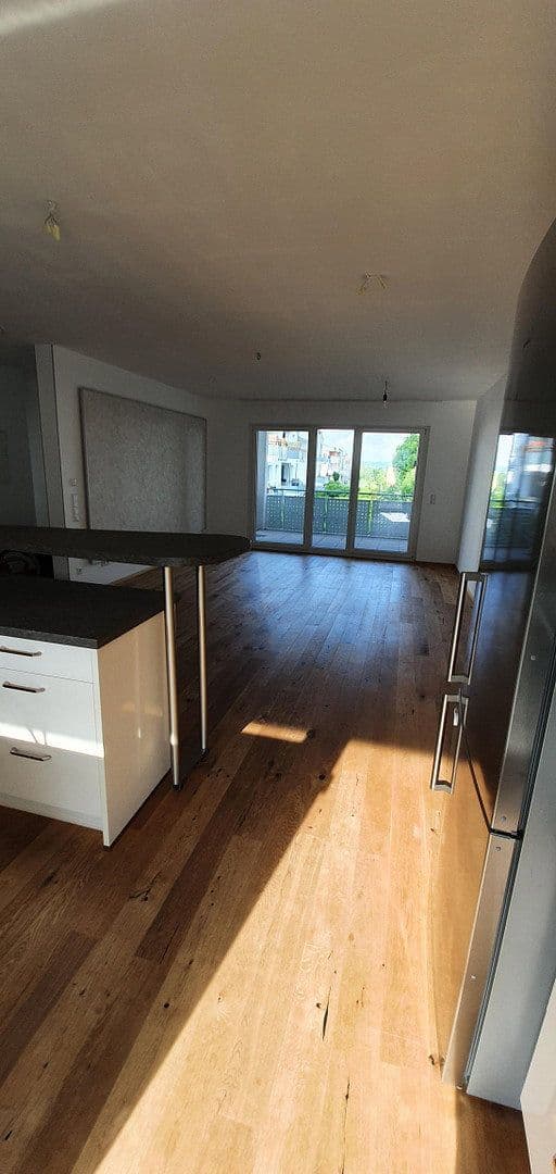 Prenájom bytu 3-izbový 88 m², Remseck am Neckar, Bádensko-Wurttembersko Prenájom bytu 3-izbový 88 m², Remseck am Neckar, Bádensko-Wurttembersko