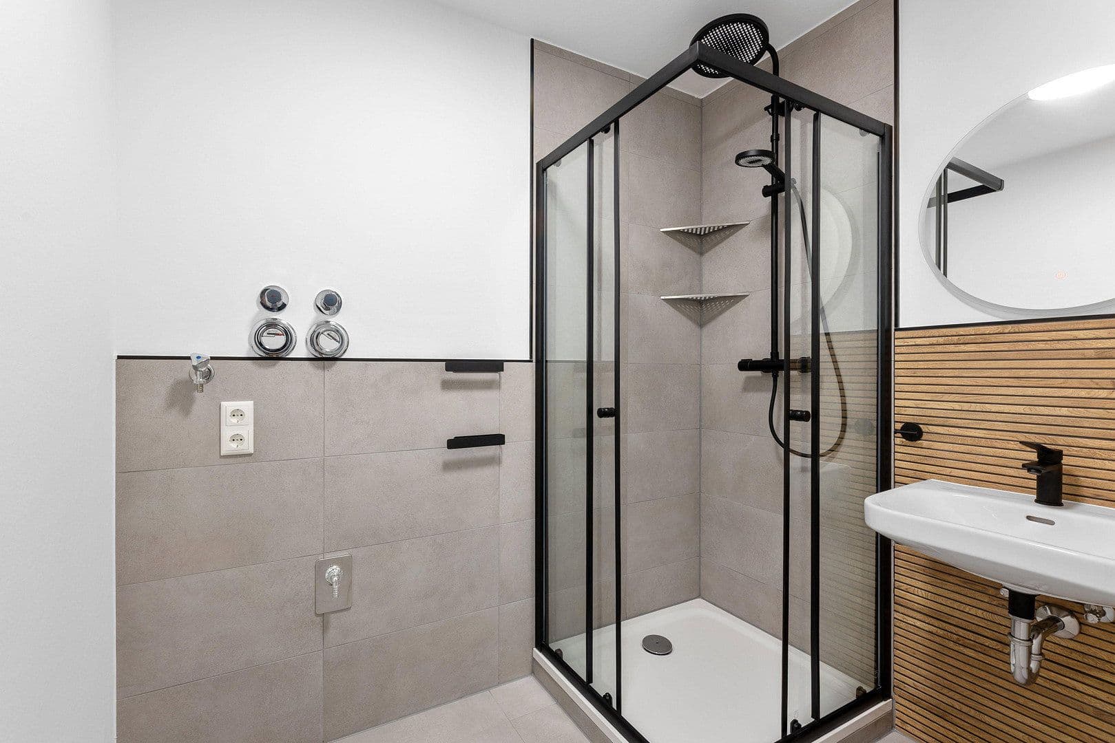 Prenájom bytu 2-izbový 64 m², Hof, Bavorsko Prenájom bytu 2-izbový 64 m², Hof, Bavorsko