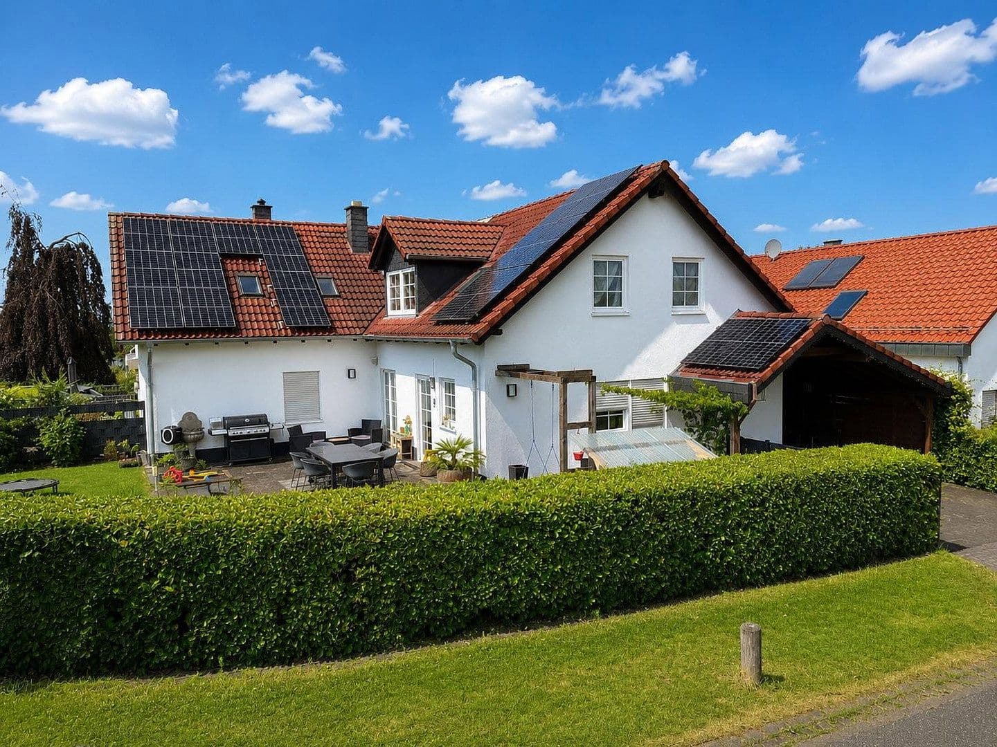 Predaj domu 350 m², pozemok 555 m², Hennef (Sieg), Severné Porýnie - Westfálsko Predaj domu 350 m², pozemok 555 m², Hennef (Sieg), Severné Porýnie - Westfálsko