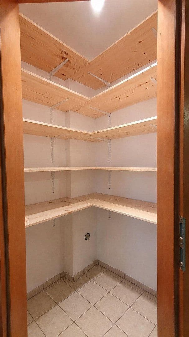 Predaj domu 350 m², pozemok 555 m², Hennef (Sieg), Severné Porýnie - Westfálsko Predaj domu 350 m², pozemok 555 m², Hennef (Sieg), Severné Porýnie - Westfálsko