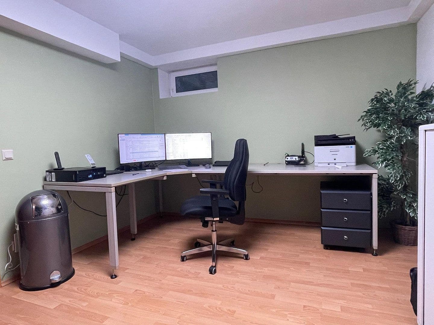 Predaj domu 350 m², pozemok 555 m², Hennef (Sieg), Severné Porýnie - Westfálsko Predaj domu 350 m², pozemok 555 m², Hennef (Sieg), Severné Porýnie - Westfálsko