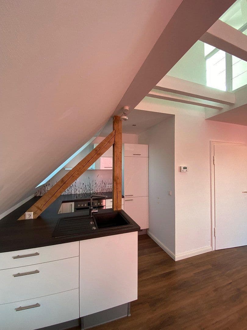 Prenájom bytu 4-izbový 85 m², Hedwigstraße 7, Braunschweig, Dolné Sasko Prenájom bytu 4-izbový 85 m², Hedwigstraße 7, Braunschweig, Dolné Sasko