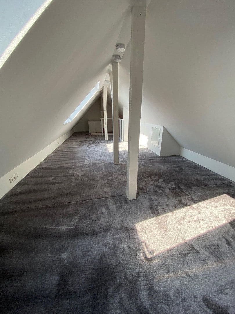 Prenájom bytu 4-izbový 85 m², Hedwigstraße 7, Braunschweig, Dolné Sasko Prenájom bytu 4-izbový 85 m², Hedwigstraße 7, Braunschweig, Dolné Sasko