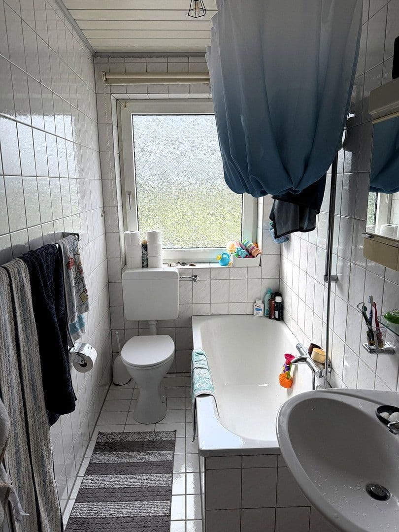 Prenájom bytu 3-izbový 65 m², Würselen, Severné Porýnie - Westfálsko Prenájom bytu 3-izbový 65 m², Würselen, Severné Porýnie - Westfálsko