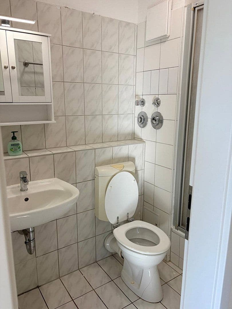 Prenájom bytu 52 m², Schweinauer Hauptstraße 39b, Nürnberg, Bavorsko Prenájom bytu 52 m², Schweinauer Hauptstraße 39b, Nürnberg, Bavorsko