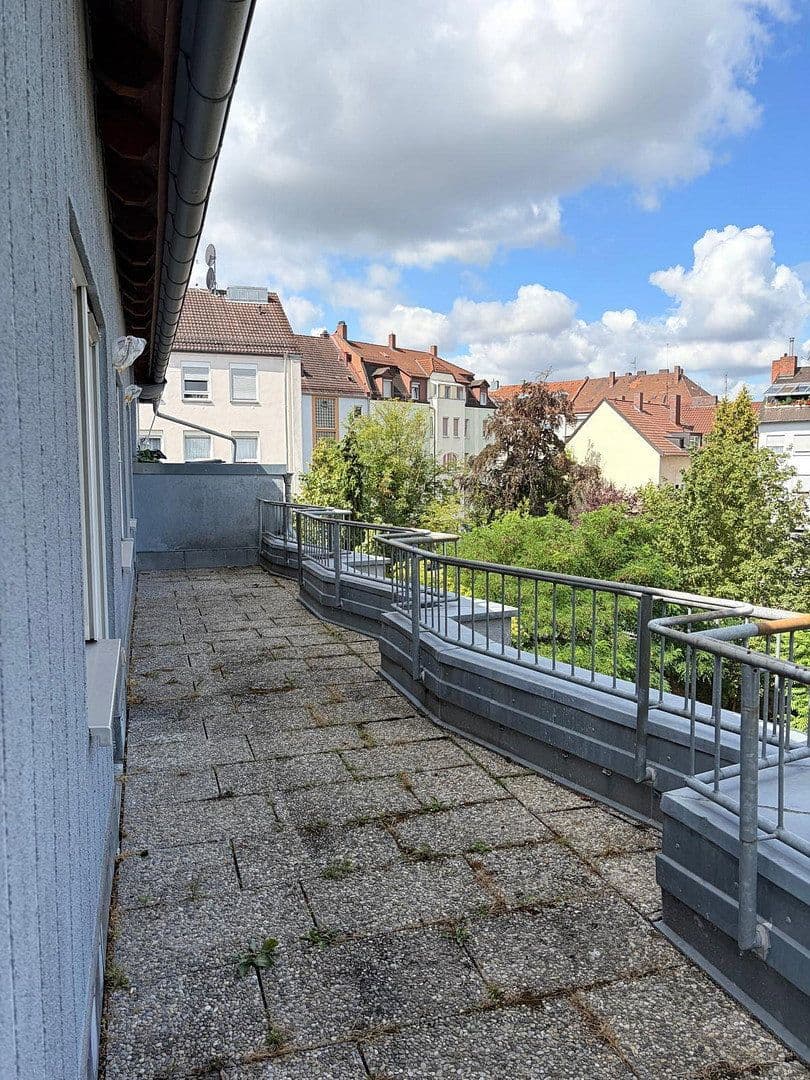 Prenájom bytu 52 m², Schweinauer Hauptstraße 39b, Nürnberg, Bavorsko Prenájom bytu 52 m², Schweinauer Hauptstraße 39b, Nürnberg, Bavorsko