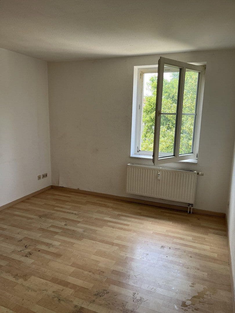 Prenájom bytu 2-izbový 35 m², Crimmitschauerstr. 17, Zwickau, Sasko Prenájom bytu 2-izbový 35 m², Crimmitschauerstr. 17, Zwickau, Sasko