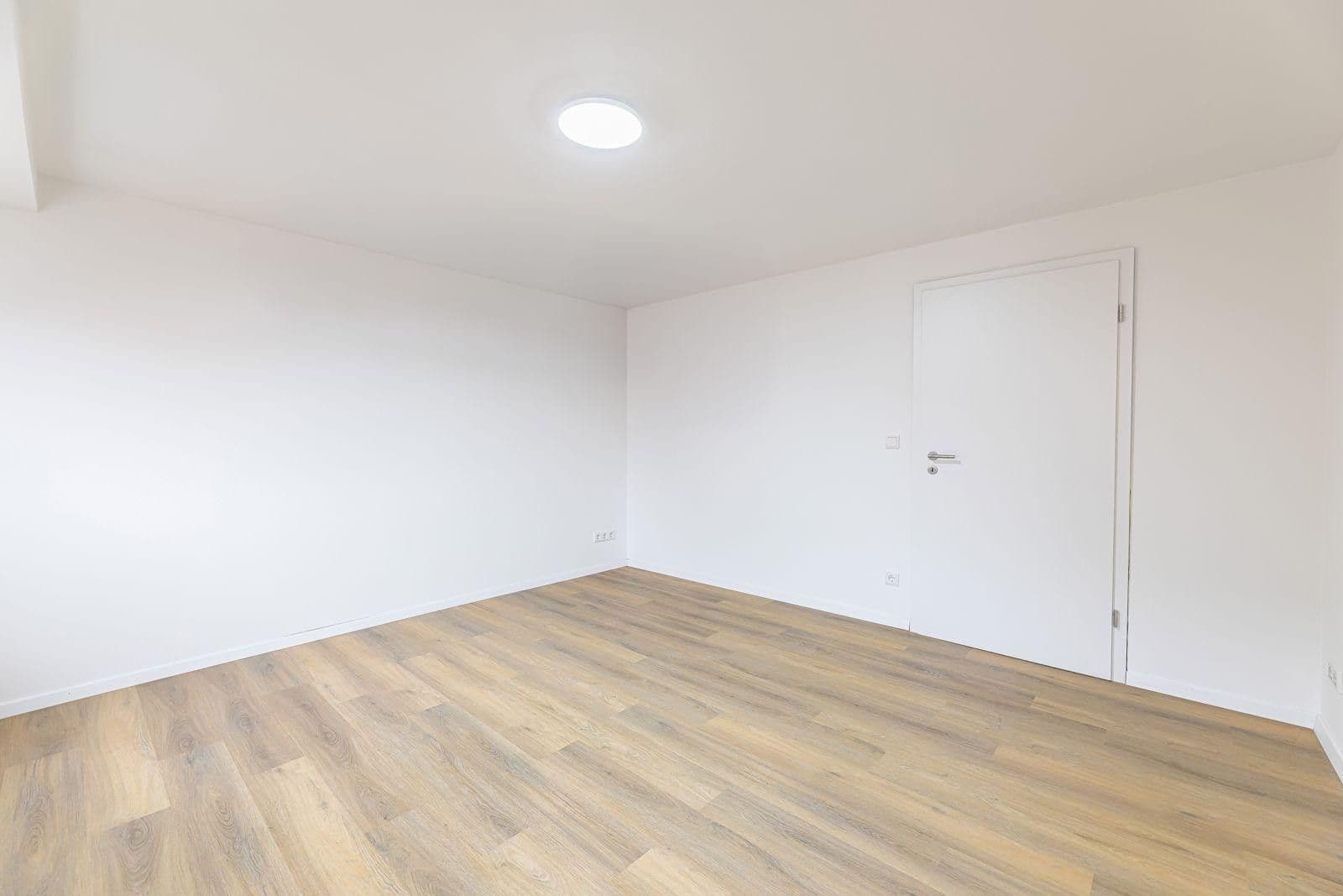 Prenájom bytu 2-izbový 48 m², Wilhelmstraße 10, Nürnberg, Bavorsko Prenájom bytu 2-izbový 48 m², Wilhelmstraße 10, Nürnberg, Bavorsko