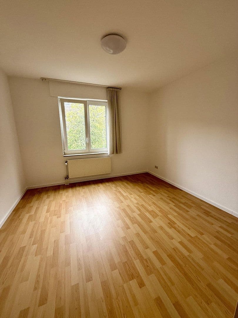 Prenájom bytu 3-izbový 81 m², Am Jröne Meerke 28, Neuss, Severné Porýnie - Westfálsko Prenájom bytu 3-izbový 81 m², Am Jröne Meerke 28, Neuss, Severné Porýnie - Westfálsko