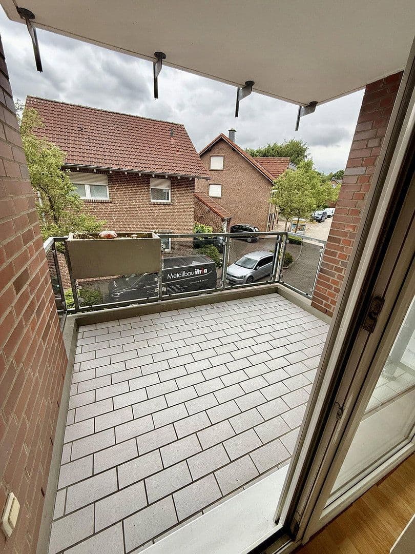 Prenájom bytu 3-izbový 81 m², Am Jröne Meerke 28, Neuss, Severné Porýnie - Westfálsko Prenájom bytu 3-izbový 81 m², Am Jröne Meerke 28, Neuss, Severné Porýnie - Westfálsko