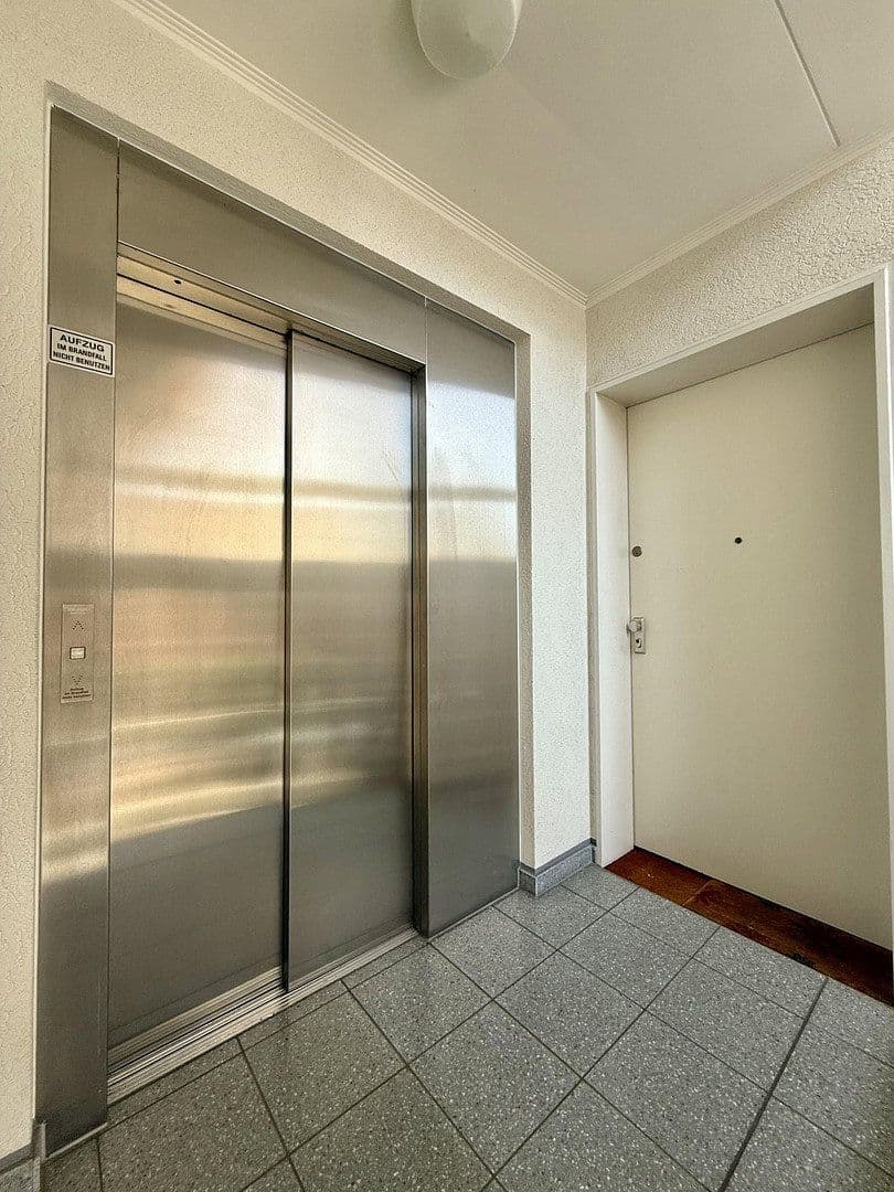 Prenájom bytu 3-izbový 81 m², Am Jröne Meerke 28, Neuss, Severné Porýnie - Westfálsko Prenájom bytu 3-izbový 81 m², Am Jröne Meerke 28, Neuss, Severné Porýnie - Westfálsko