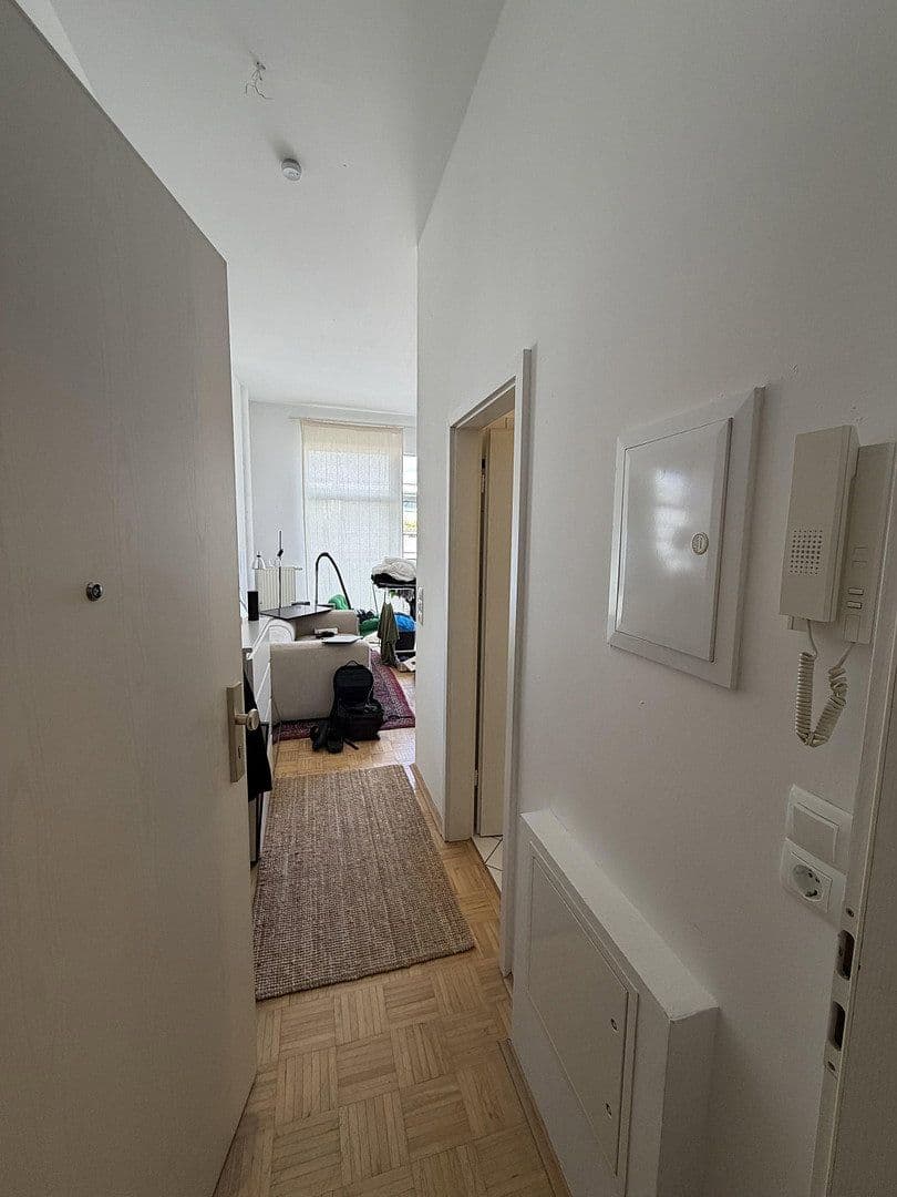 Prenájom bytu 1-izbový 35 m², Hürth, Severné Porýnie - Westfálsko Prenájom bytu 1-izbový 35 m², Hürth, Severné Porýnie - Westfálsko
