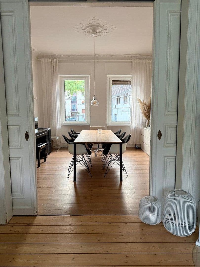 Prenájom bytu 4-izbový 105 m², Dortmund, Severné Porýnie - Westfálsko Prenájom bytu 4-izbový 105 m², Dortmund, Severné Porýnie - Westfálsko