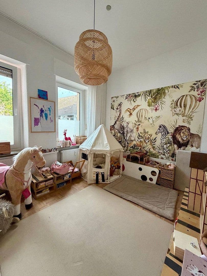 Prenájom bytu 4-izbový 105 m², Dortmund, Severné Porýnie - Westfálsko Prenájom bytu 4-izbový 105 m², Dortmund, Severné Porýnie - Westfálsko